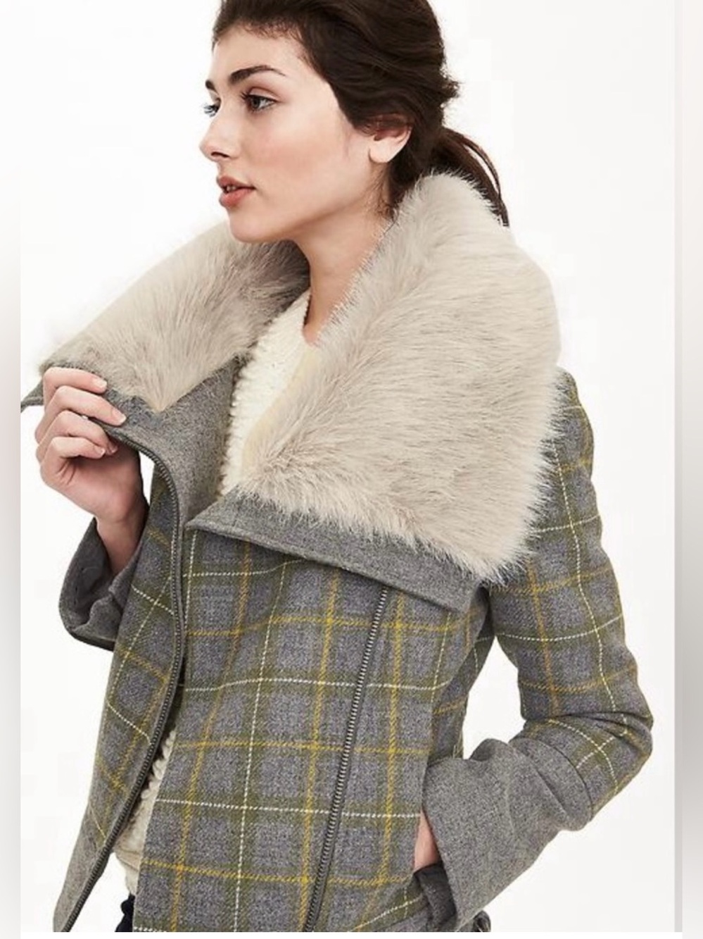Banana Republic Plaid jacket with Plush Faux Collar